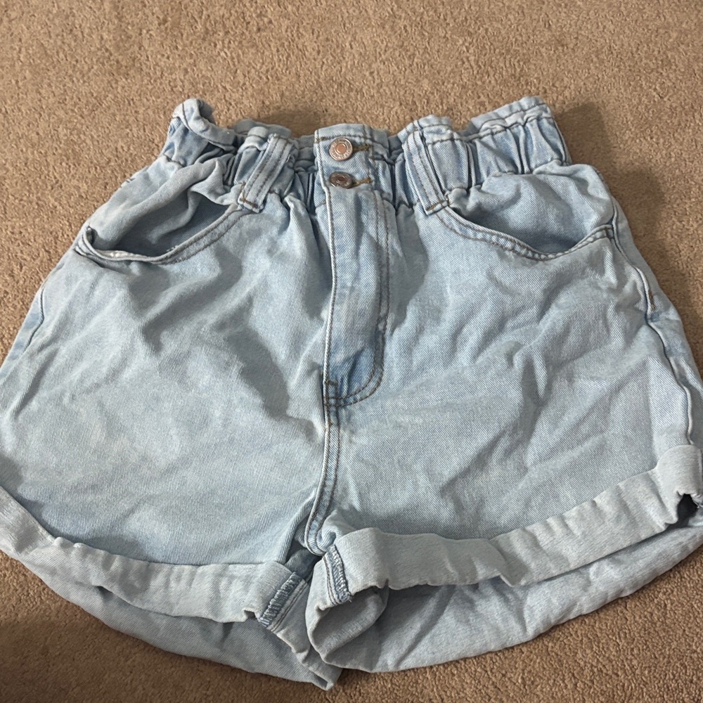 Forever 21 Light Wash Jean Shorts